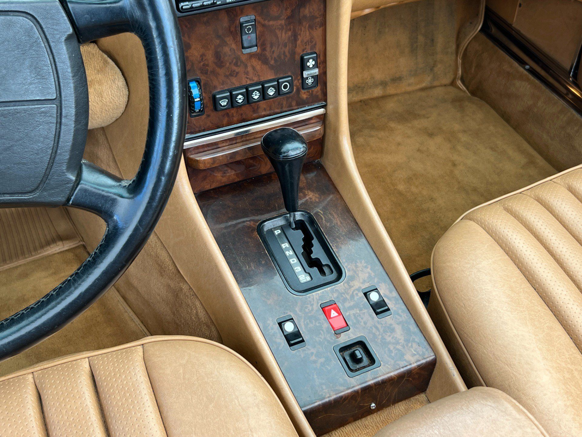 Used 1987 Mercedes-Benz 560 SL image 25