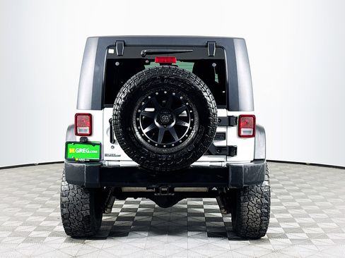 Used 2017 Jeep Wrangler Unlimited Sport image 8