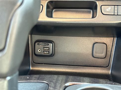 Used 2019 GMC Canyon SLT w/ Driver Alert Package RWD image 38