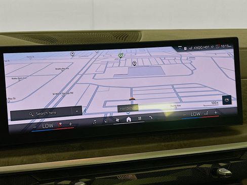 Used 2024 BMW X5 sDrive40i w/ Premium Package image 22