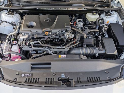 Used 2025 Toyota Camry LE image 30