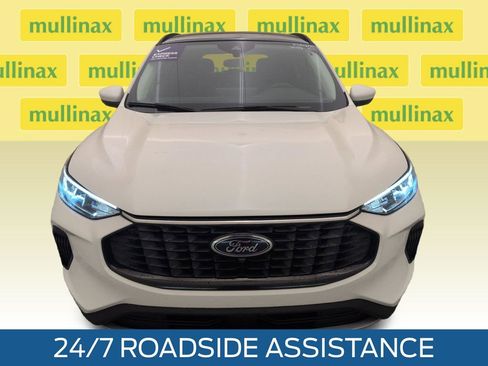 Used 2023 Ford Escape Active w/ Tech Pack #2 image 14