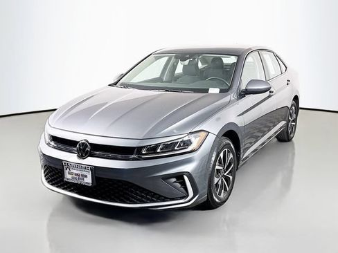 Certified 2025 Volkswagen Jetta S FWD image 3