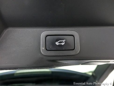 Used 2017 Land Rover Range Rover Sport HSE AWD/4WD image 31