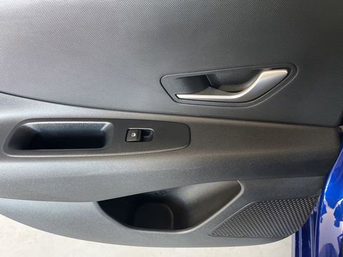 Used 2022 Hyundai Elantra SEL FWD image 50