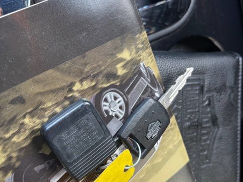 Used 2006 Ford F150 Harley-Davidson image 37