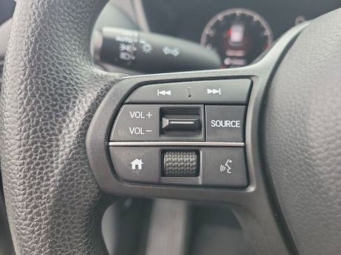 Used 2023 Honda HR-V LX image 30