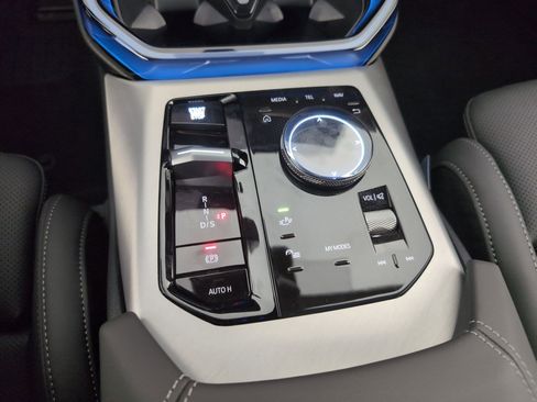 Used 2025 BMW X3 xDrive30i w/ M Sport Package image 15