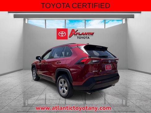 Certified 2025 Toyota RAV4 XLE AWD/4WD image 6