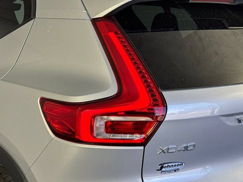 Used 2025 Volvo XC40 B5 Plus AWD/4WD image 51