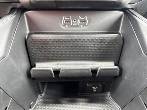 Certified 2022 RAM 2500 Laramie w/ Night Edition AWD/4WD image 19