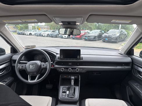 Used 2024 Honda CR-V EX image 5