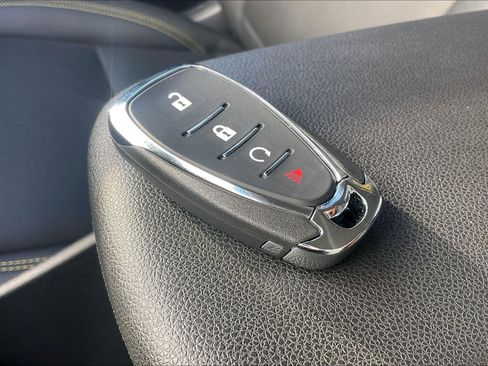 Used 2025 Chevrolet Trax ACTIV image 14