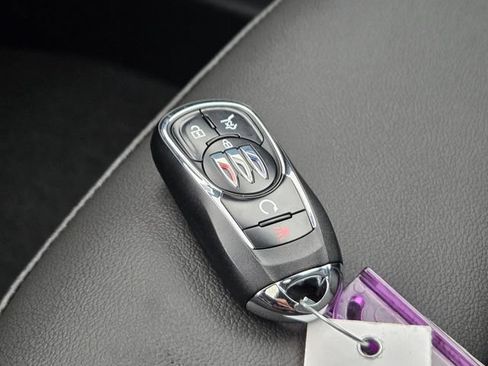 New 2026 Buick Envista Sport Touring w/ Convenience I Package FWD image 33