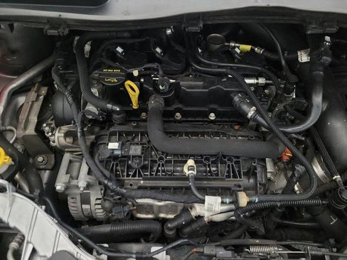 Used 2019 Ford Escape SE image 30