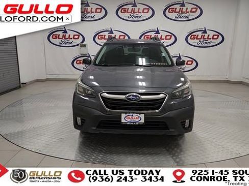 Used 2022 Subaru Outback Premium image 3