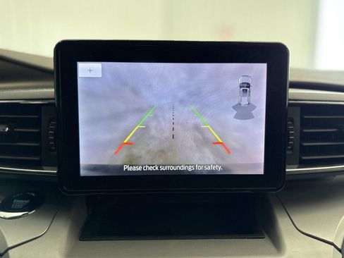 Used 2023 Ford Explorer XLT w/ Equipment Group 202A image 17