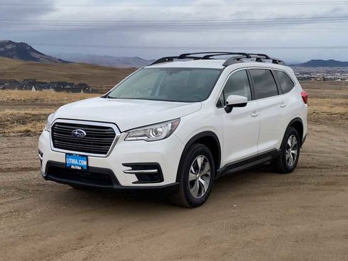 Used 2021 Subaru Ascent Premium w/ Convenience Package image 4