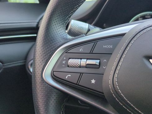 Used 2023 Genesis GV70 2.5T w/ Sport Prestige Package AWD/4WD image 19