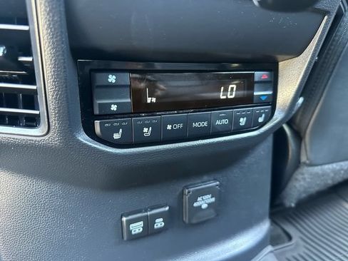 Certified 2024 Toyota Sequoia Platinum AWD/4WD image 26