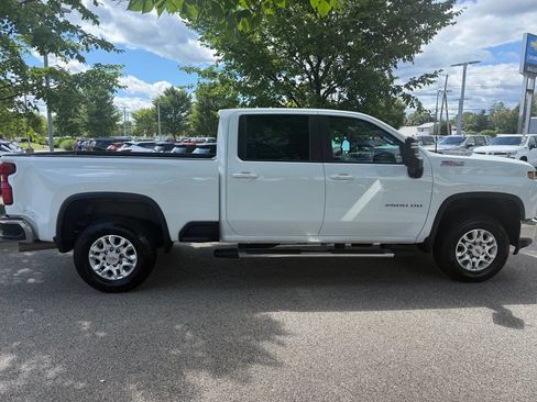 Used 2023 Chevrolet Silverado 2500 LT w/ Convenience Package AWD/4WD image 6