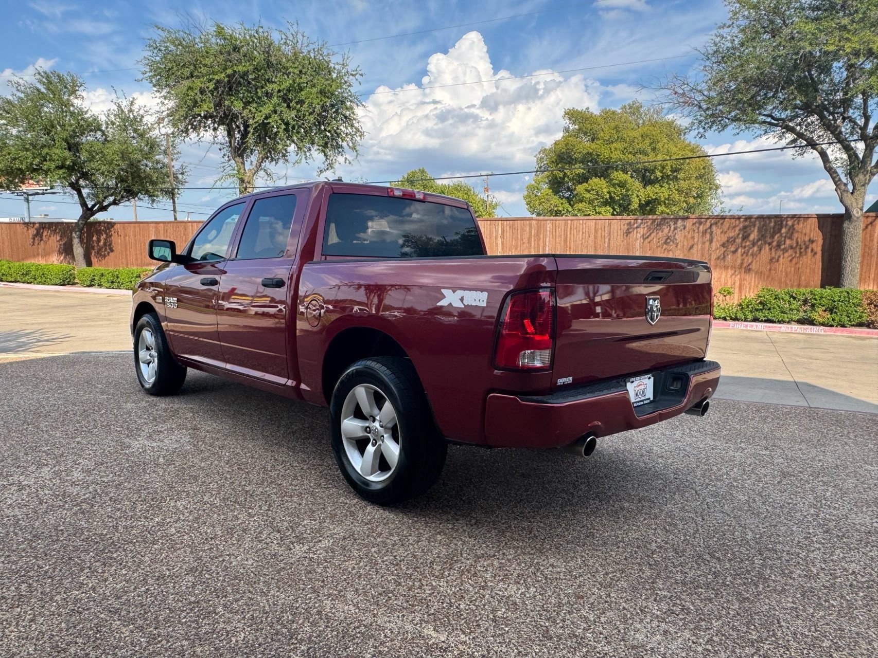 Used 2014 RAM 1500 Express RWD image 10