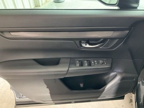 Certified 2025 Honda CR-V Sport image 5