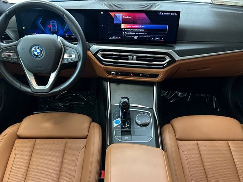 Certified 2023 BMW i4 eDrive35 image 17