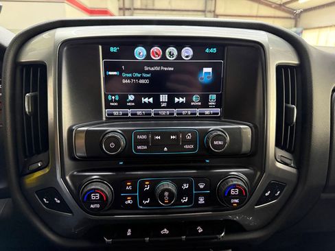 Used 2017 Chevrolet Silverado 1500 LT w/ Redline Edition AWD/4WD image 26