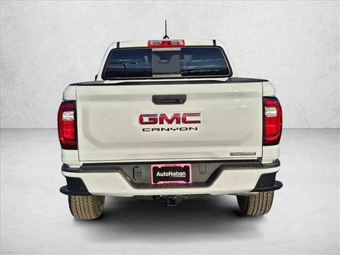 New 2026 GMC Canyon Elevation w/ Technology Package image 8