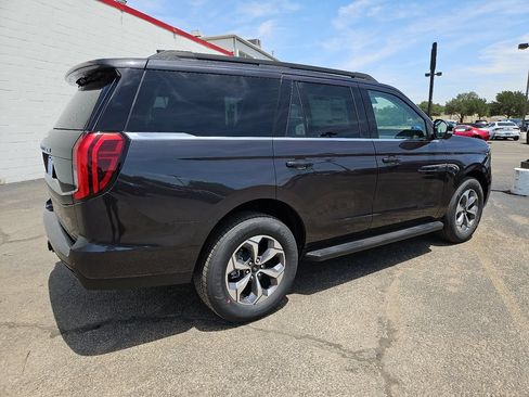 New 2027 Ford Expedition Active RWD image 13