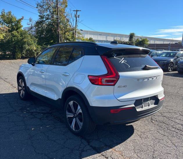 Used 2023 Volvo XC40 Recharge Plus AWD/4WD image 4