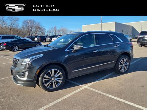 Used 2020 Cadillac XT5 Premium Luxury image 1