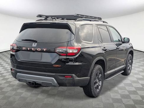 New 2026 Honda Pilot TrailSport image 5