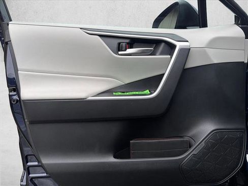 New 2025 Toyota RAV4 XLE image 10