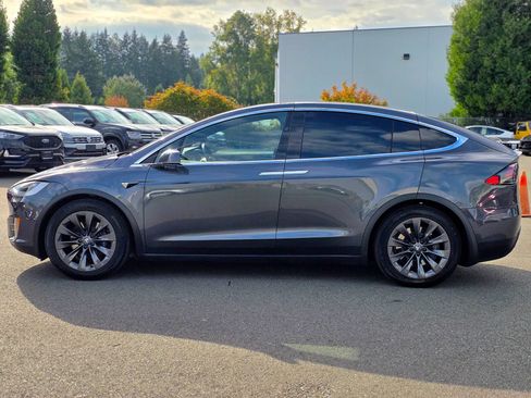 Used 2019 Tesla Model X 100D AWD/4WD image 11