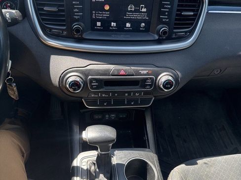Used 2019 Kia Sorento LX w/ Option Group 020 image 12