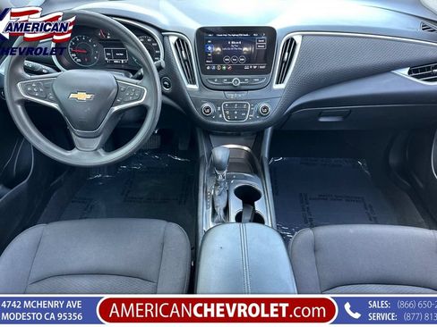 Used 2023 Chevrolet Malibu LT FWD image 17