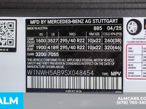 Used 2025 Mercedes-Benz G 63 AMG 4MATIC image 44
