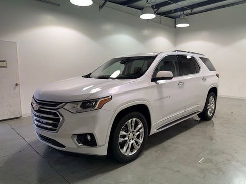 Certified 2021 Chevrolet Traverse High Country w/ LPO, Floor Liner Package AWD/4WD image 3
