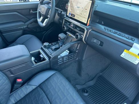 New 2026 Toyota Tacoma TRD Off-Road image 18