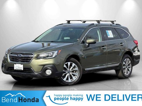 Used 2019 Subaru Outback 3.6R Touring w/ Popular Package #3A image 1