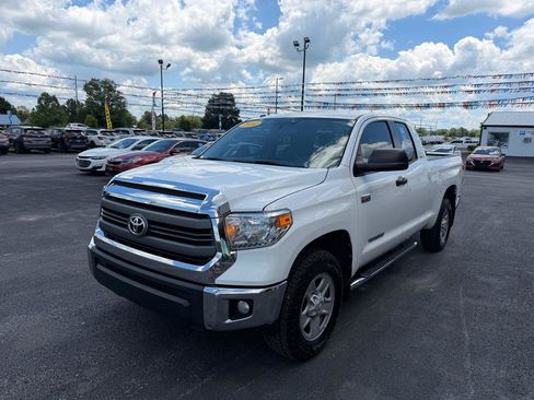 Used 2014 Toyota Tundra SR5 AWD/4WD image 9