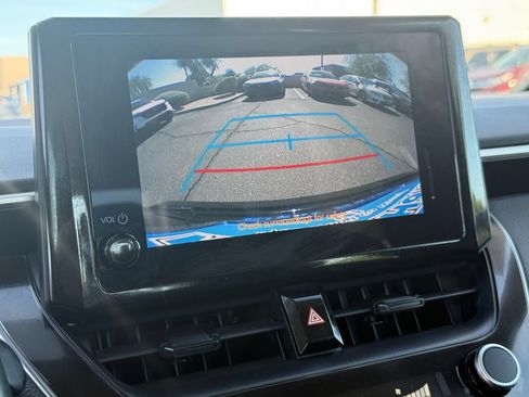 Used 2024 Toyota Corolla LE FWD image 22