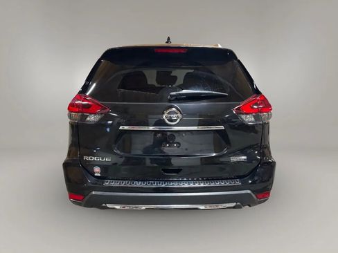 Used 2020 Nissan Rogue S w/ Special Edition Package image 13