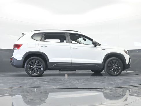 Used 2022 Volkswagen Taos S image 54