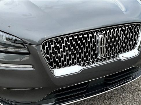 Used 2022 Lincoln Corsair AWD w/ Equipment Group 101A image 30