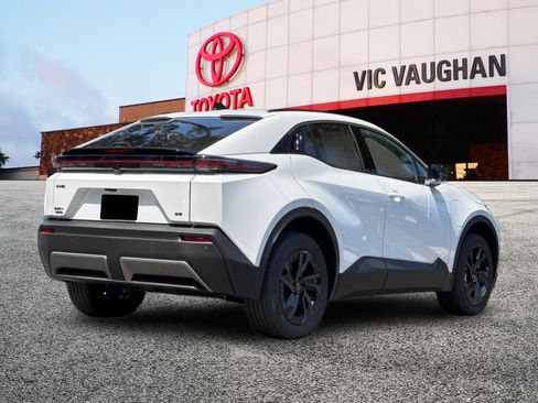 New 2026 Toyota C-HR AWD/4WD image 5