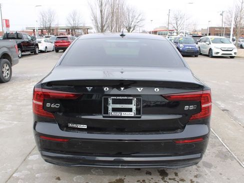 Used 2024 Volvo S60 B5 Plus image 8