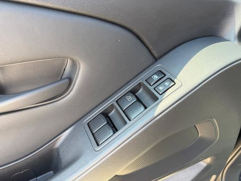 Used 2022 Nissan Frontier S w/ Technology Package image 16